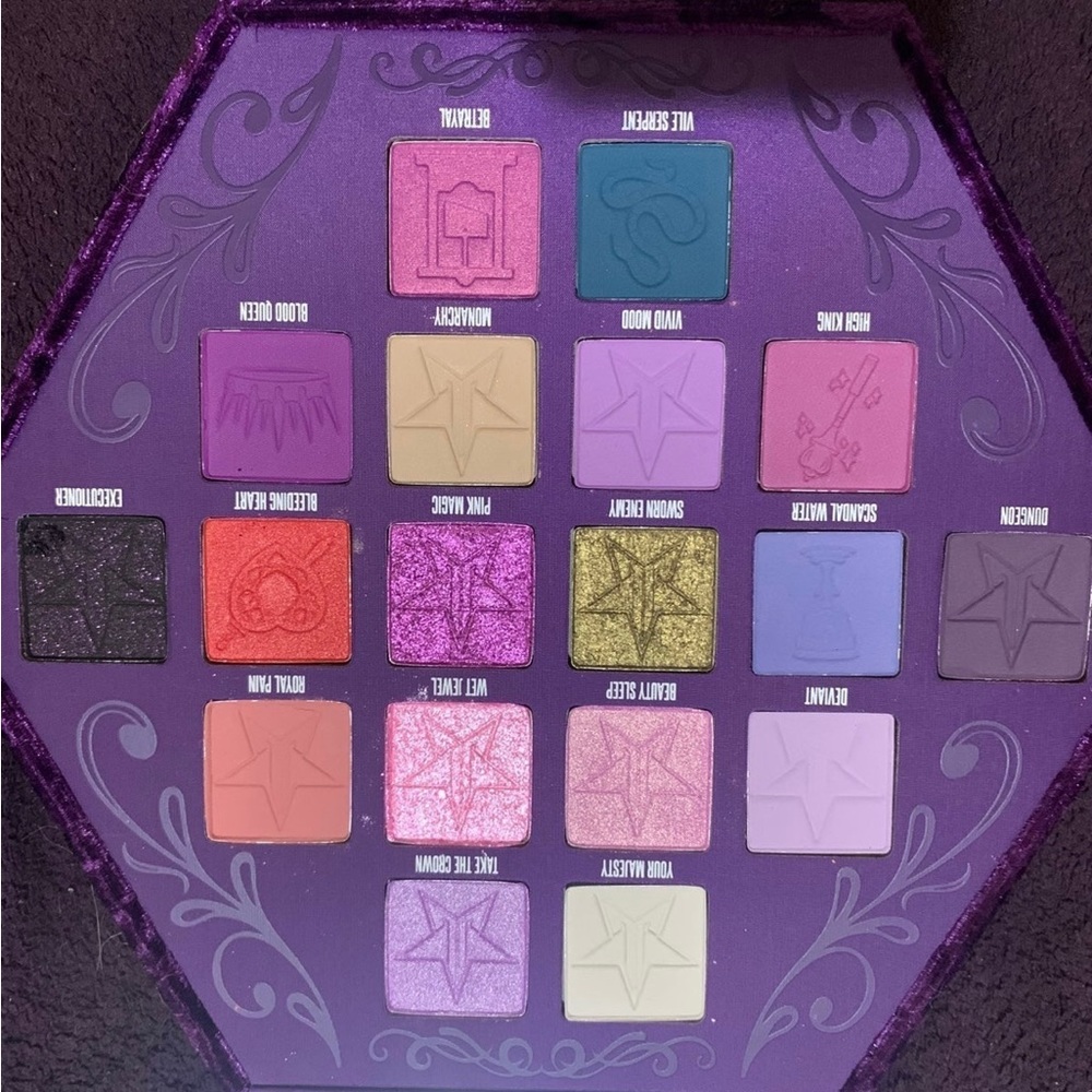 Jeffree Star Blood Lust Artistry Palette